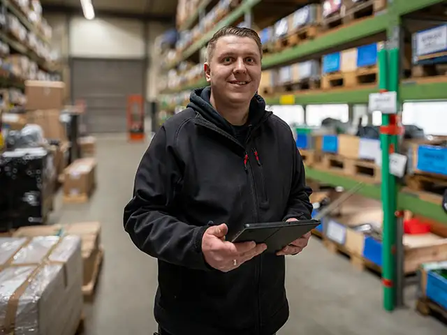 Apprenticeship as Warehouse logistics specialist
